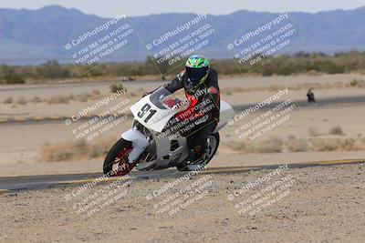 media/Dec-17-2022-SoCal Trackdays (Sat) [[224abd9271]]/Turn 9 Inside (1pm)/